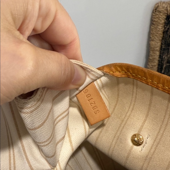 Louis Vuitton Neverfull GM  Damier Azur Canvas Authentic - Picture 10 of 11